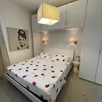Bellissimo Frontemare Con Terrazza Lägenhet