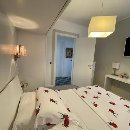 Bellissimo Frontemare Con Terrazza *