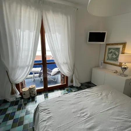 아파트 Bellissimo Frontemare Con Terrazza