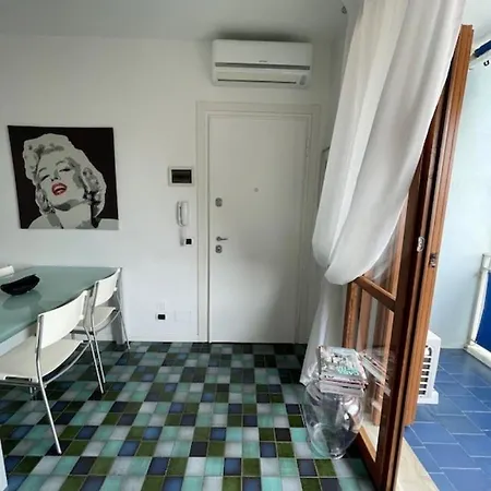 Bellissimo Frontemare Con Terrazza Apartamento Caorle