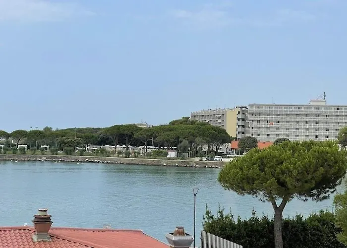 Lejlighed Bellissimo Frontemare Con Terrazza *